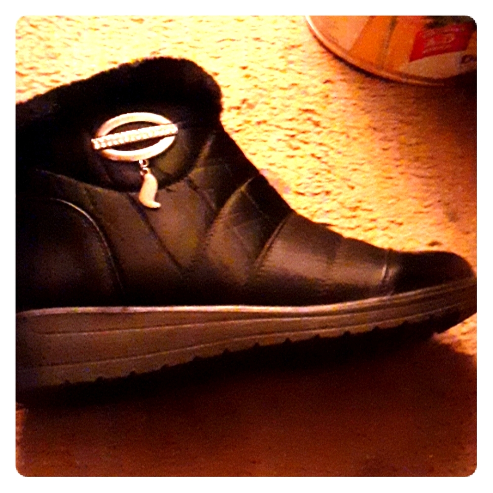 Shoe